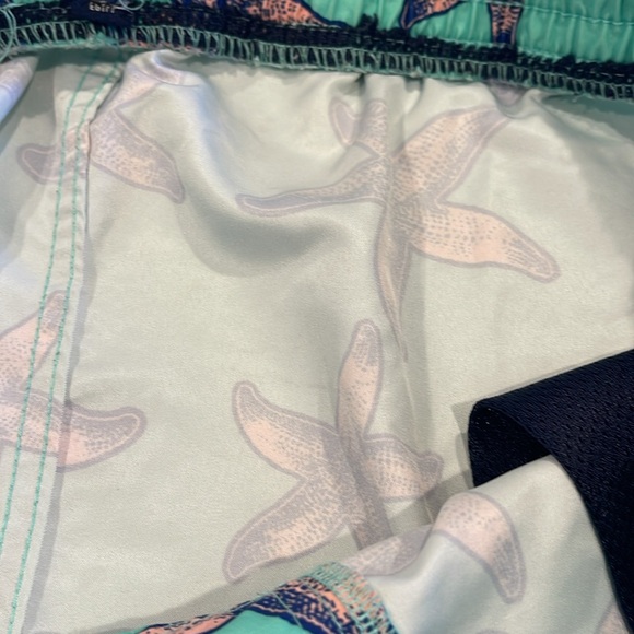 B0844 Charter Club men’s pink star fish Shorts XL swim running - Picture 5 of 5